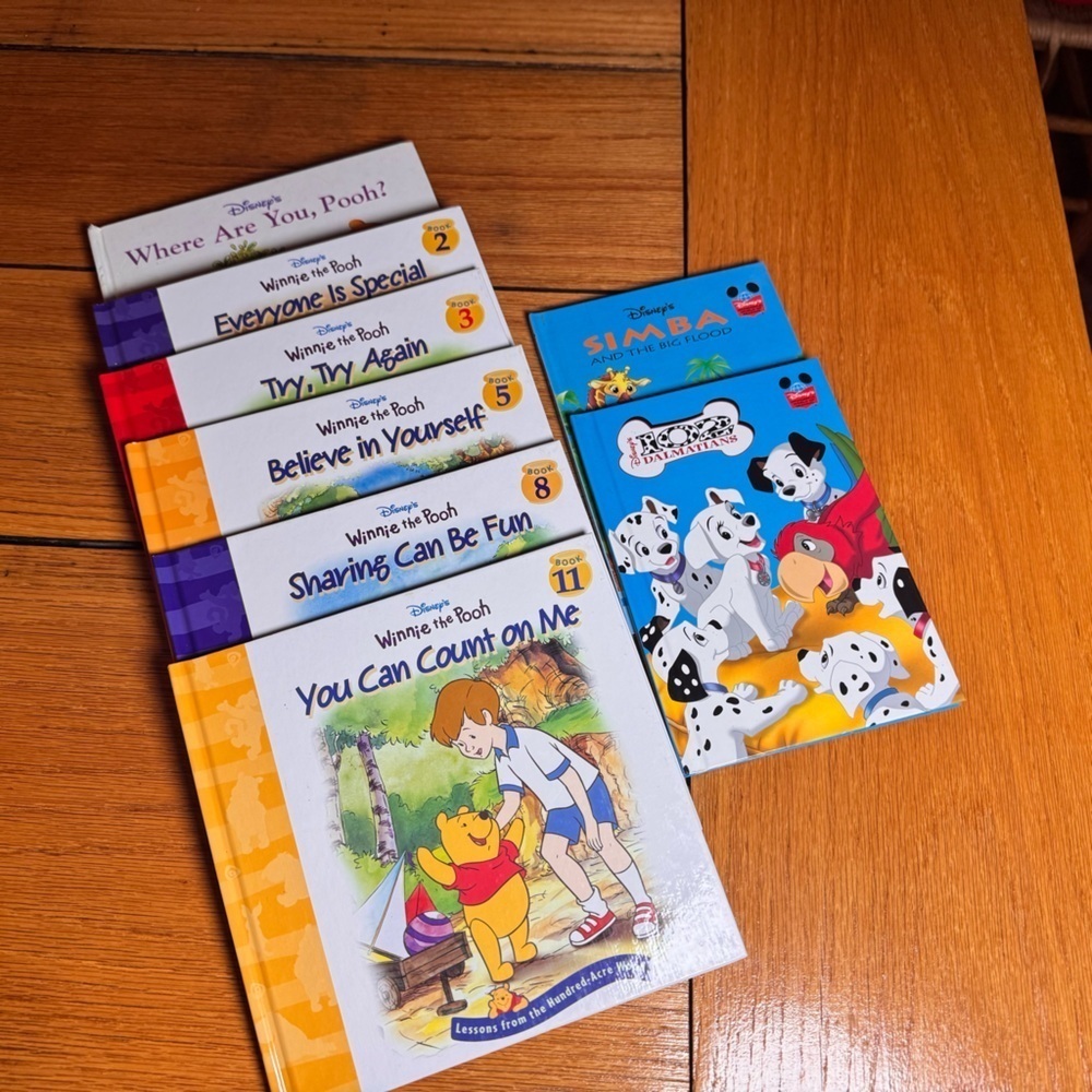 8 Disney hardback books titles listed in pictures 
Good used condition